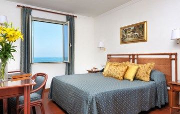 Hotel President