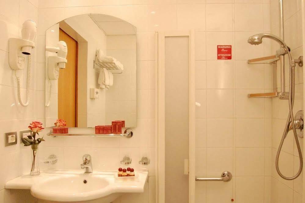 Hotel President